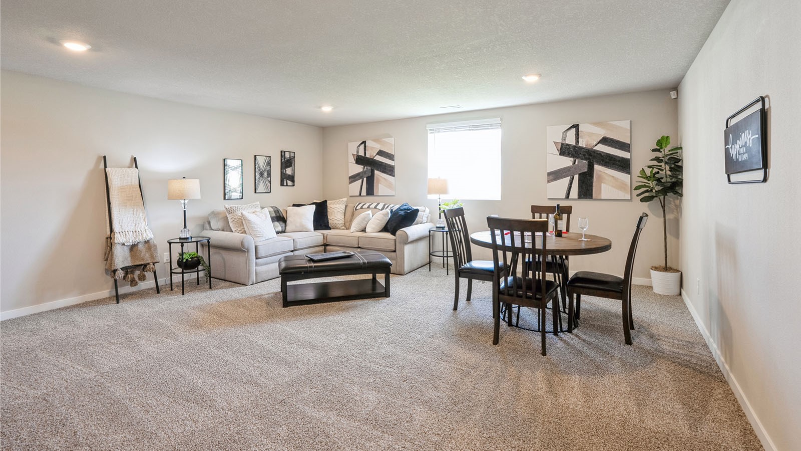2877 Prairielight Drive Hiawatha IA 52233