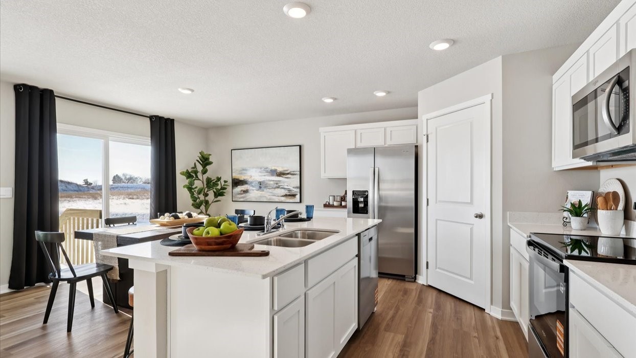 2877 Prairielight Drive Hiawatha IA 52233