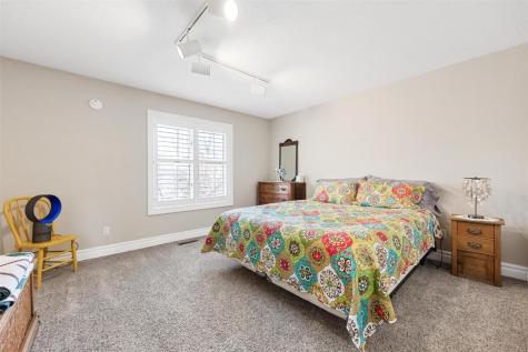 4801 Deer View Road Cedar Rapids IA 52411