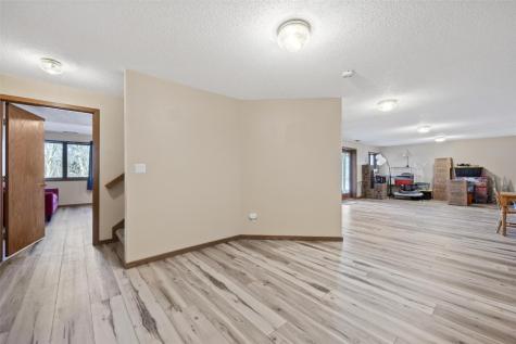 4801 Deer View Road Cedar Rapids IA 52411