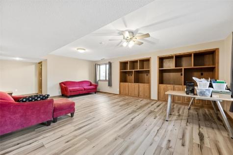 4801 Deer View Road Cedar Rapids IA 52411
