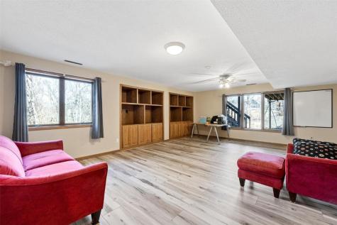 4801 Deer View Road Cedar Rapids IA 52411