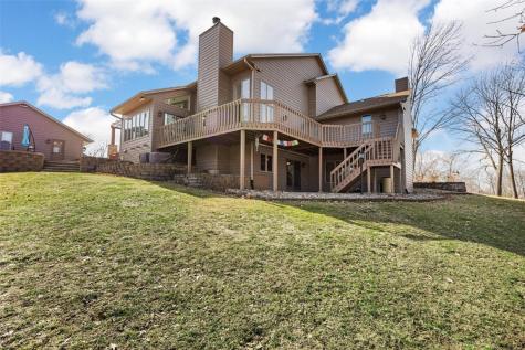 4801 Deer View Road Cedar Rapids IA 52411