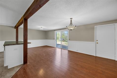3908 Knollcrest NE Cedar Rapids IA 52402