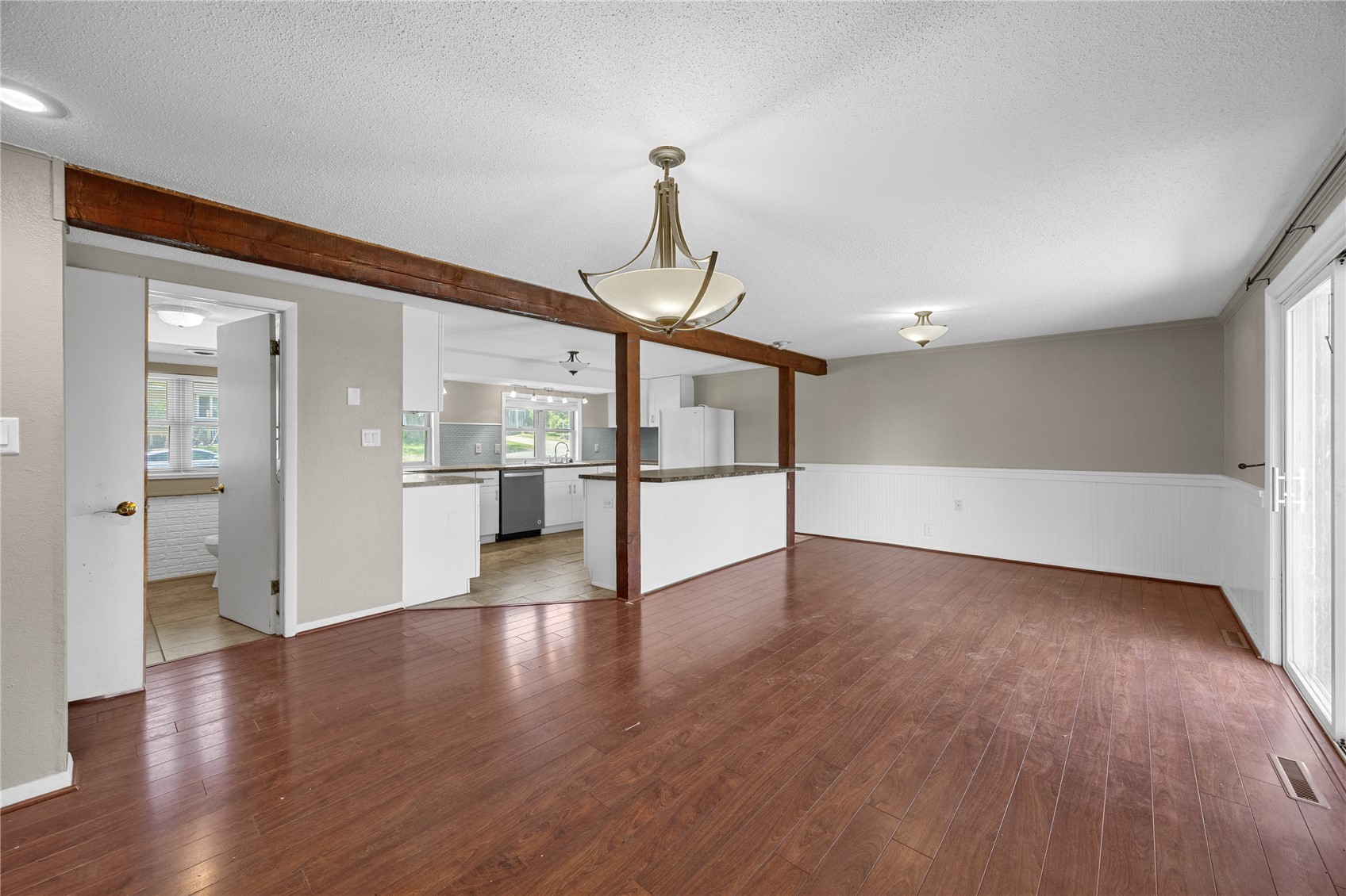 3908 Knollcrest NE Cedar Rapids IA 52402