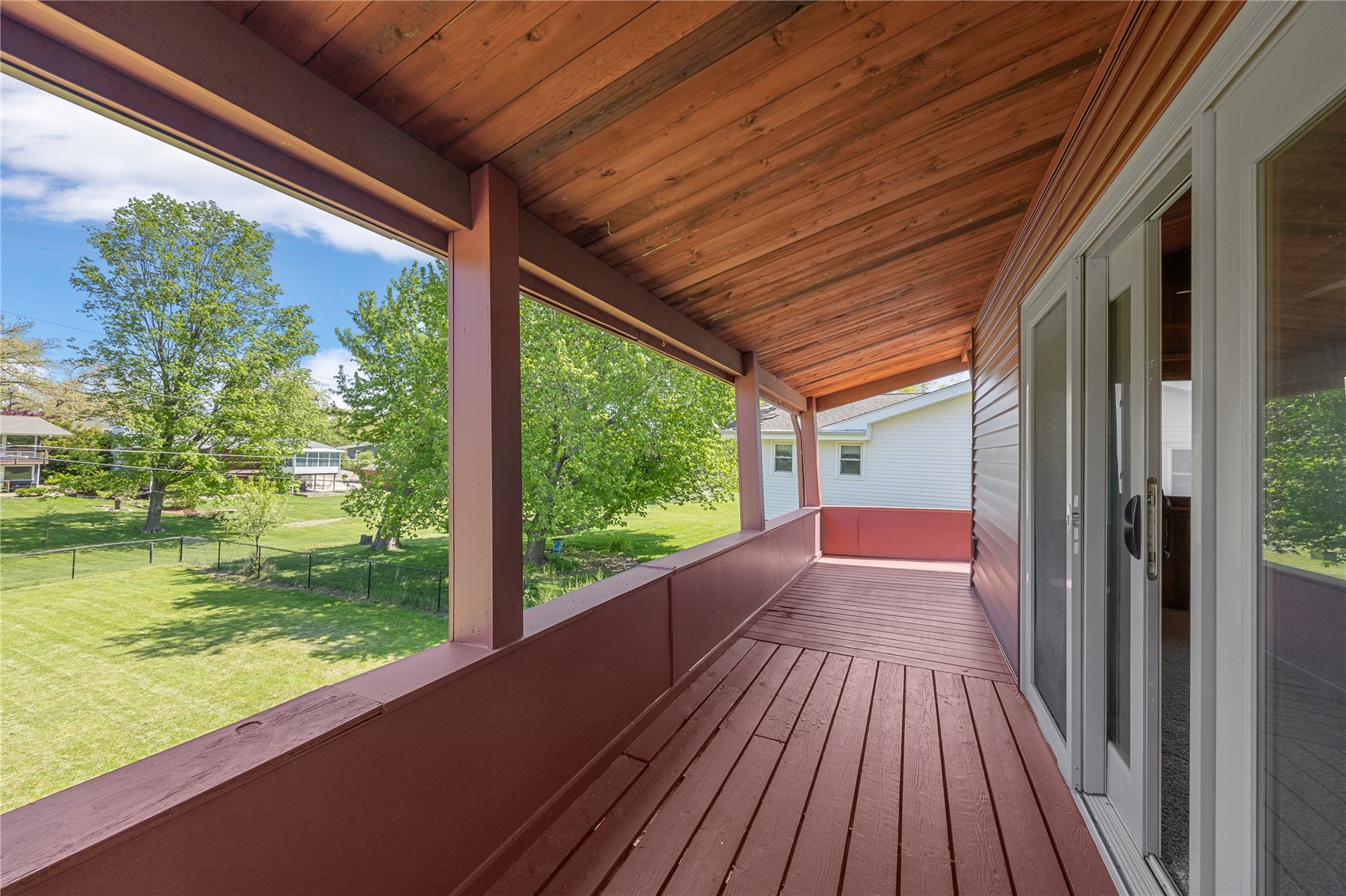 3908 Knollcrest NE Cedar Rapids IA 52402