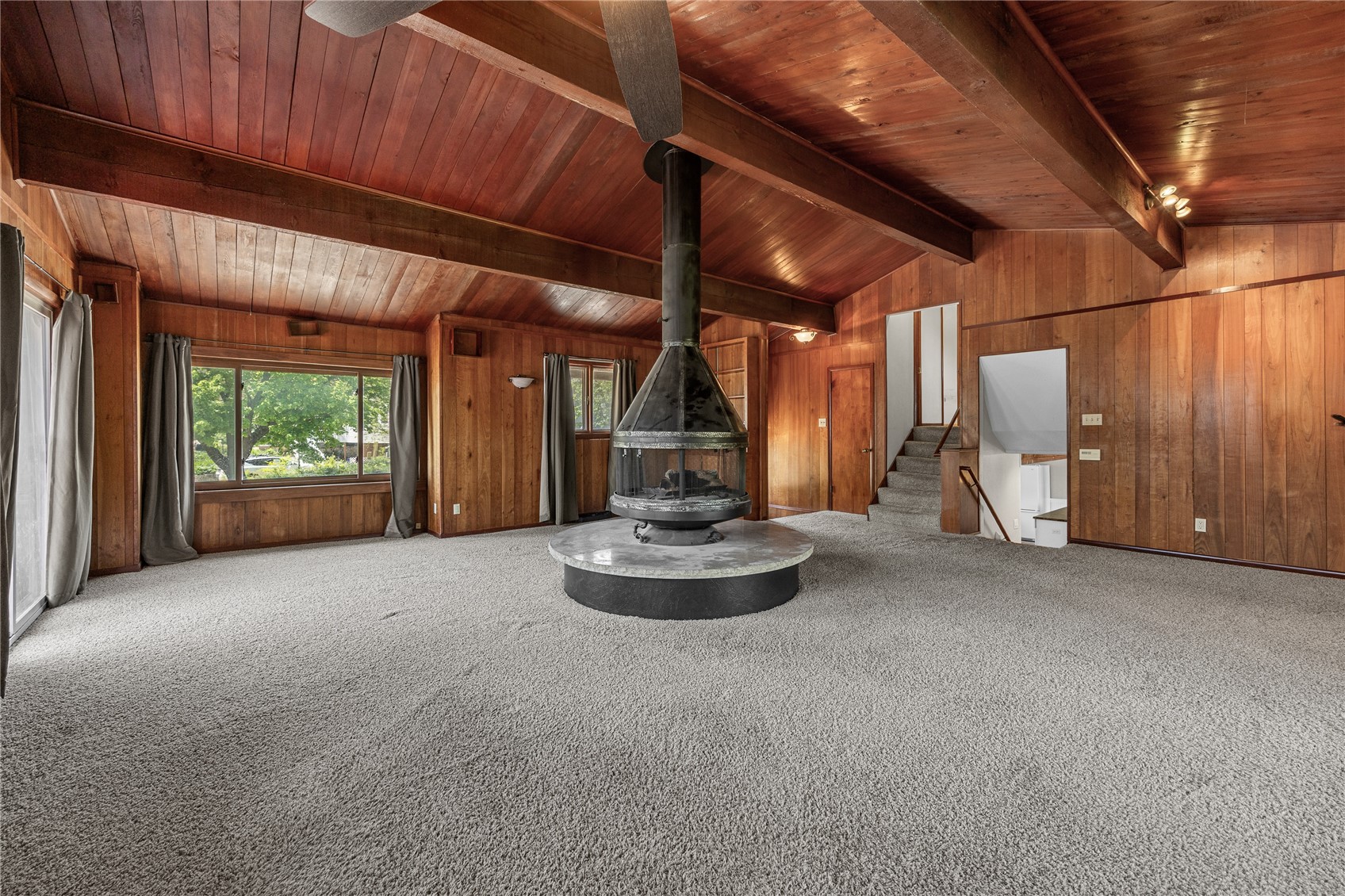3908 Knollcrest NE Cedar Rapids IA 52402