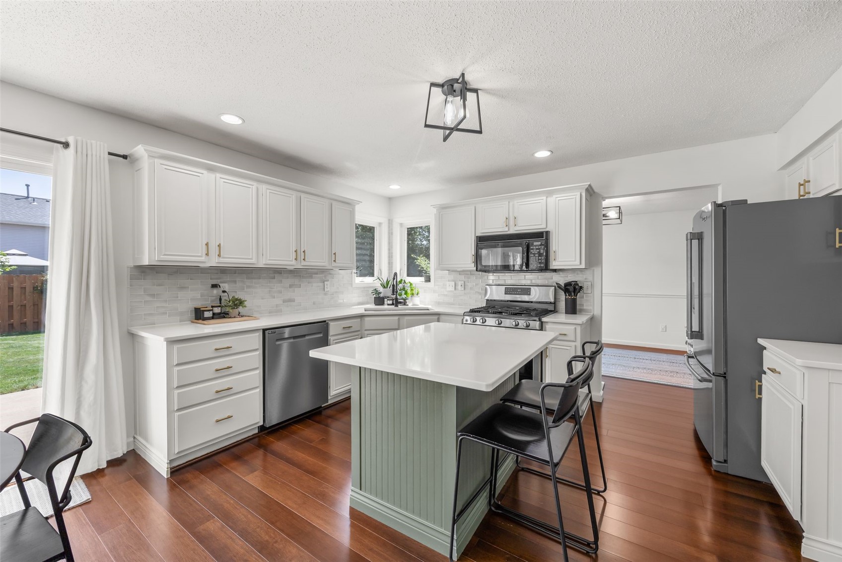 7112 Walden Road NE Cedar Rapids IA 52402