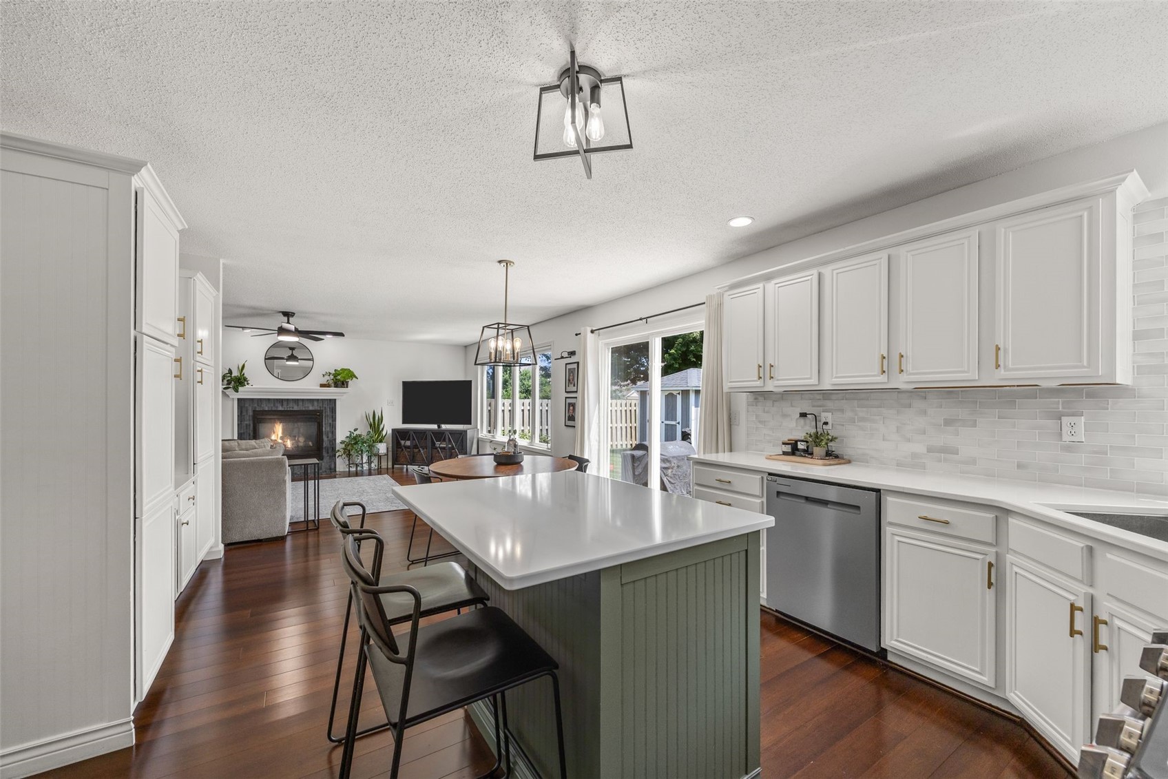 7112 Walden Road NE Cedar Rapids IA 52402