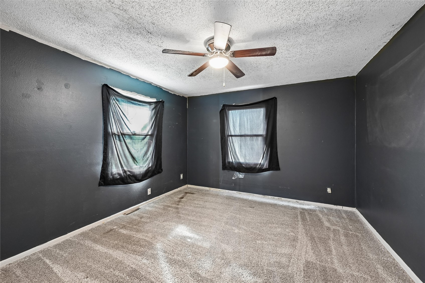 5930 Troy Mills Road Coggon IA 52218