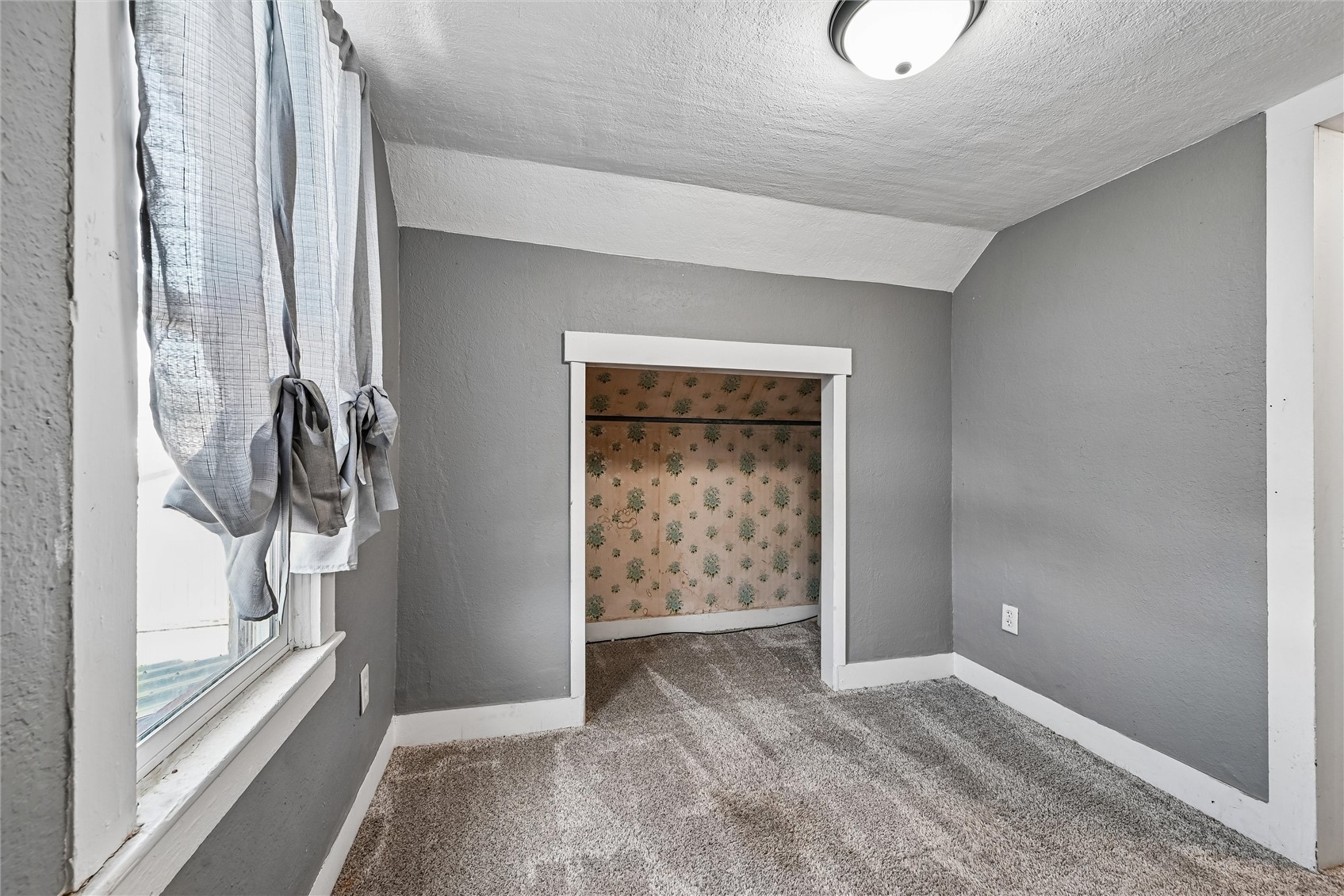 5930 Troy Mills Road Coggon IA 52218