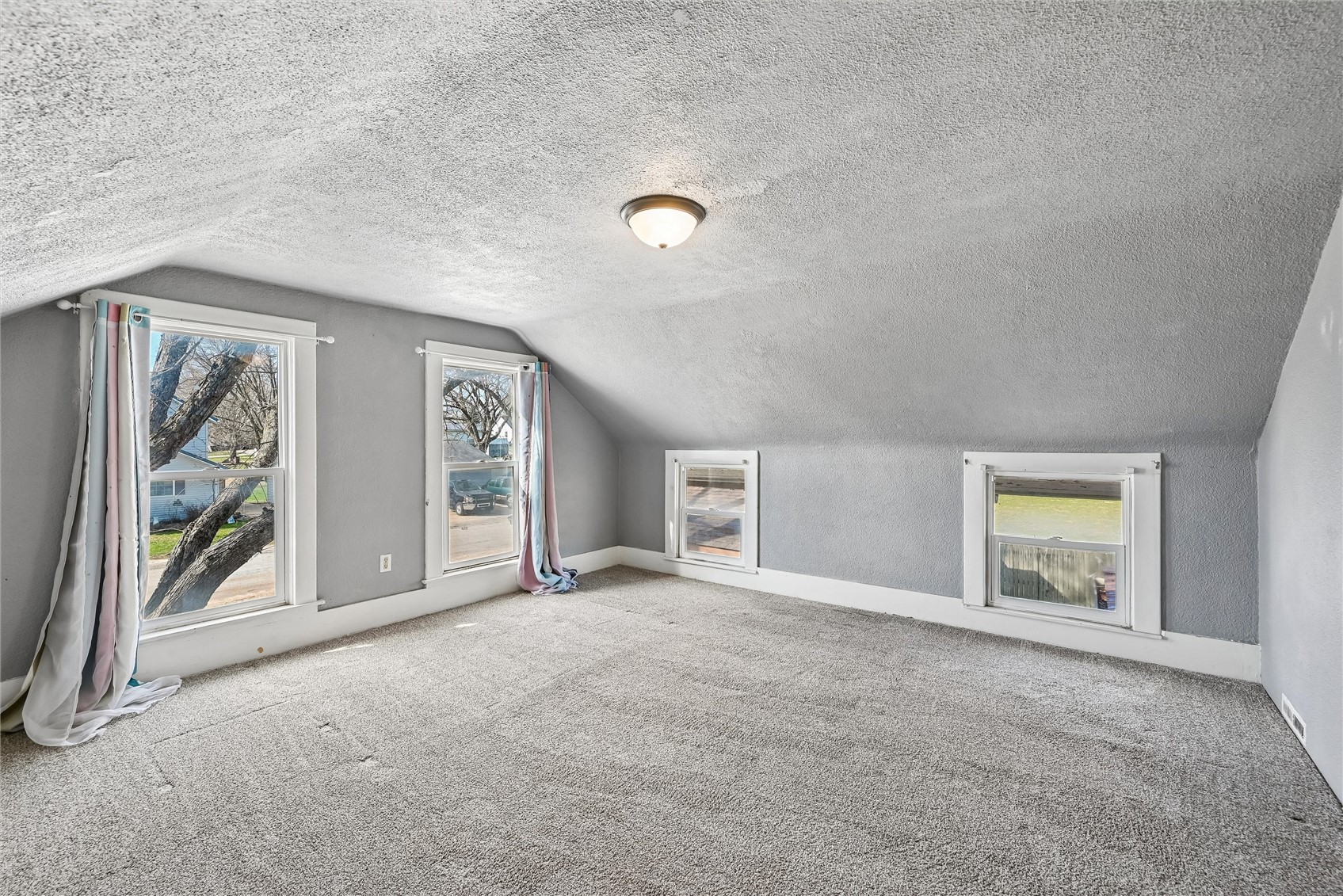 5930 Troy Mills Road Coggon IA 52218