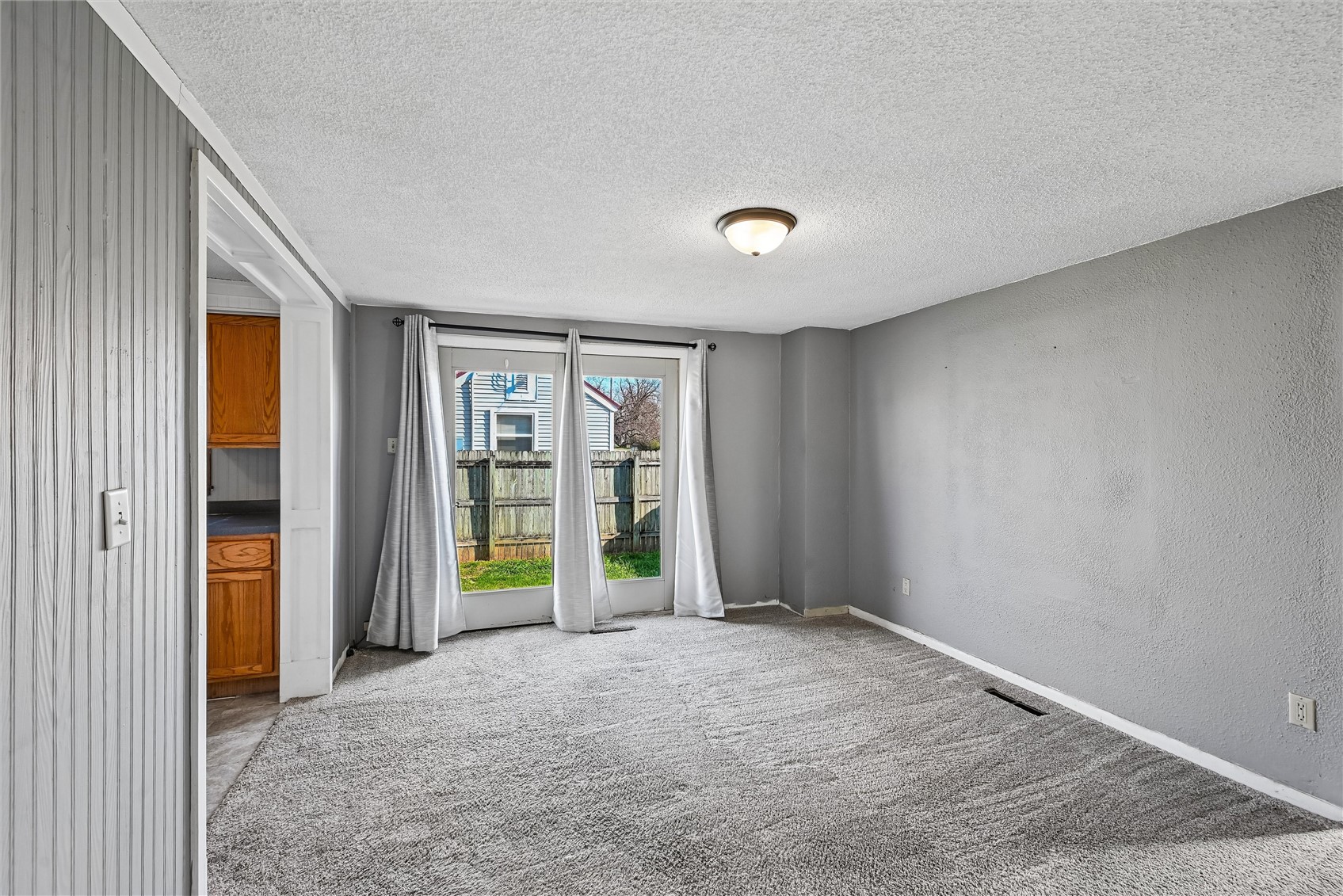 5930 Troy Mills Road Coggon IA 52218