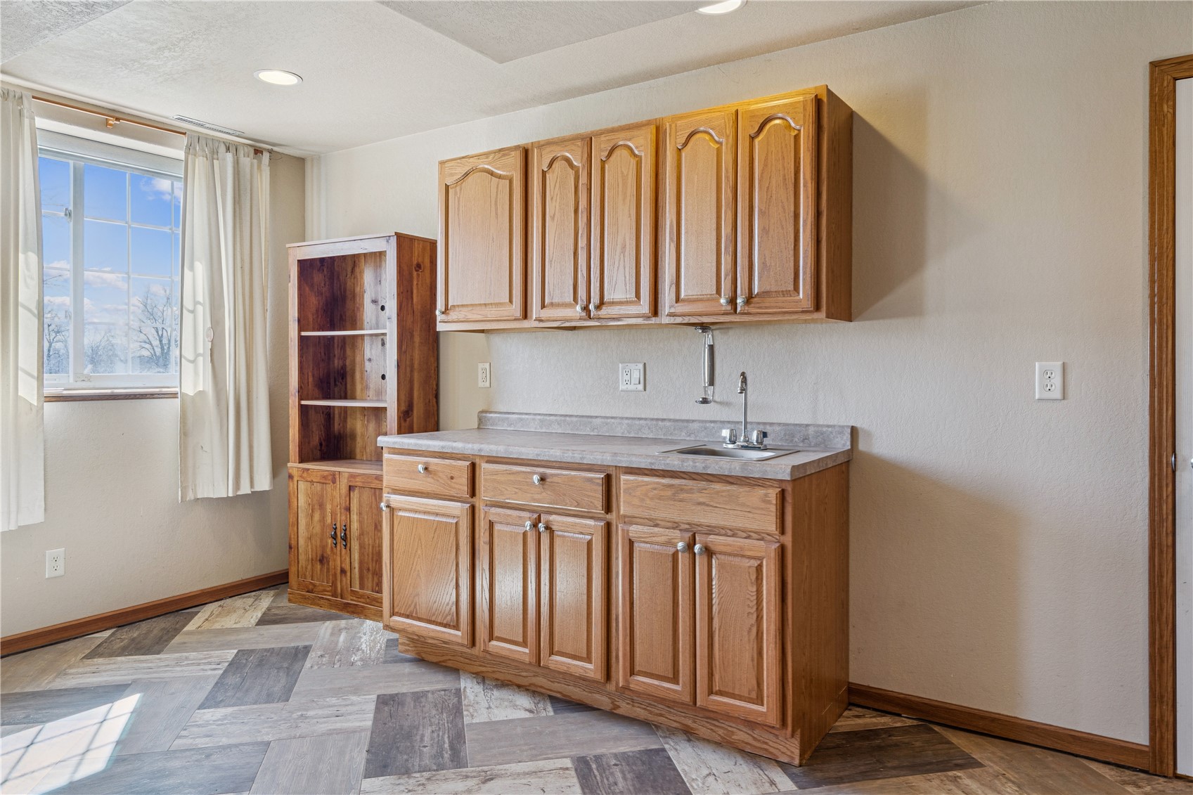 5057 Schwiebert Drive Walker IA 52352