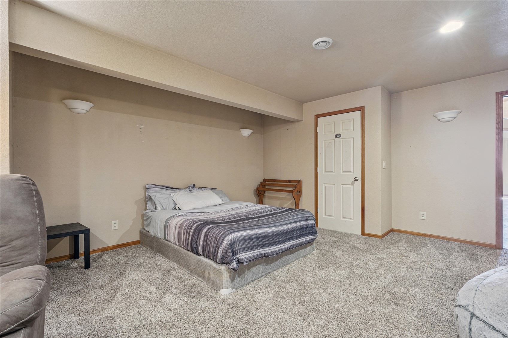 5057 Schwiebert Drive Walker IA 52352