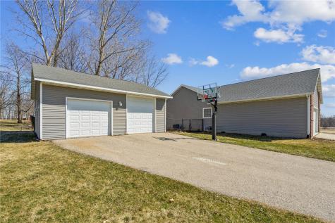 5057 Schwiebert Drive Walker IA 52352