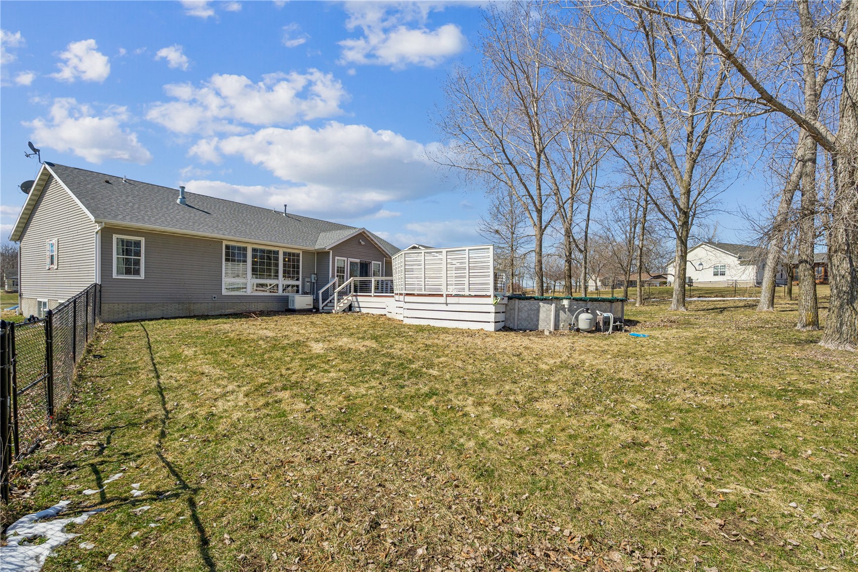 5057 Schwiebert Drive Walker IA 52352