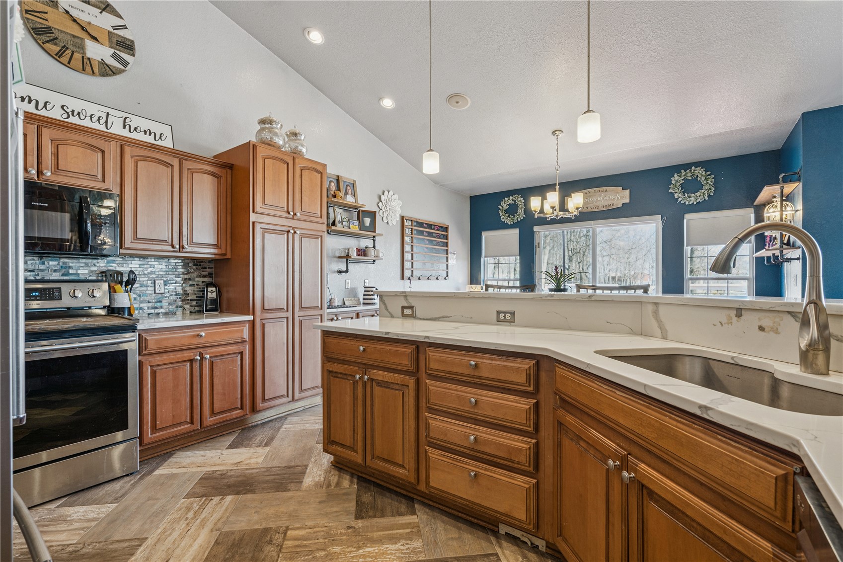 5057 Schwiebert Drive Walker IA 52352