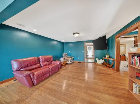 200 Market Street Coggon IA 52218