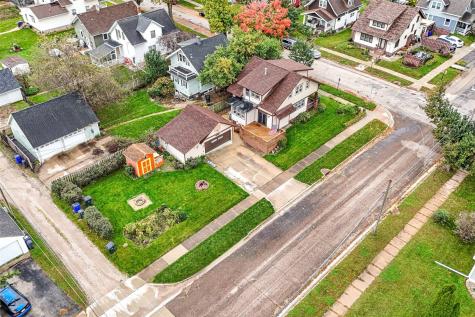 1801 Hamilton Street SW Cedar Rapids IA 52404