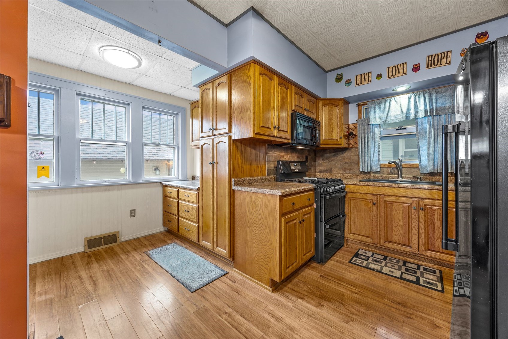 1801 Hamilton Street SW Cedar Rapids IA 52404