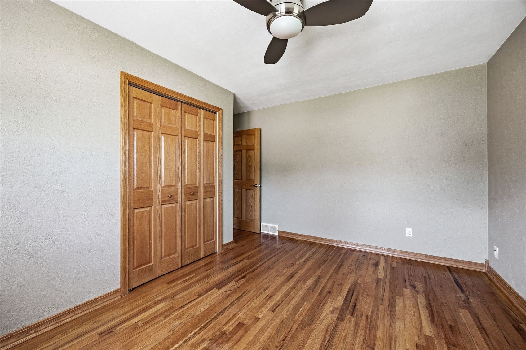 1425 Harold Drive SE Cedar Rapids IA 52403