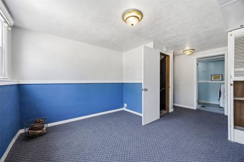 1425 Harold Drive SE Cedar Rapids IA 52403