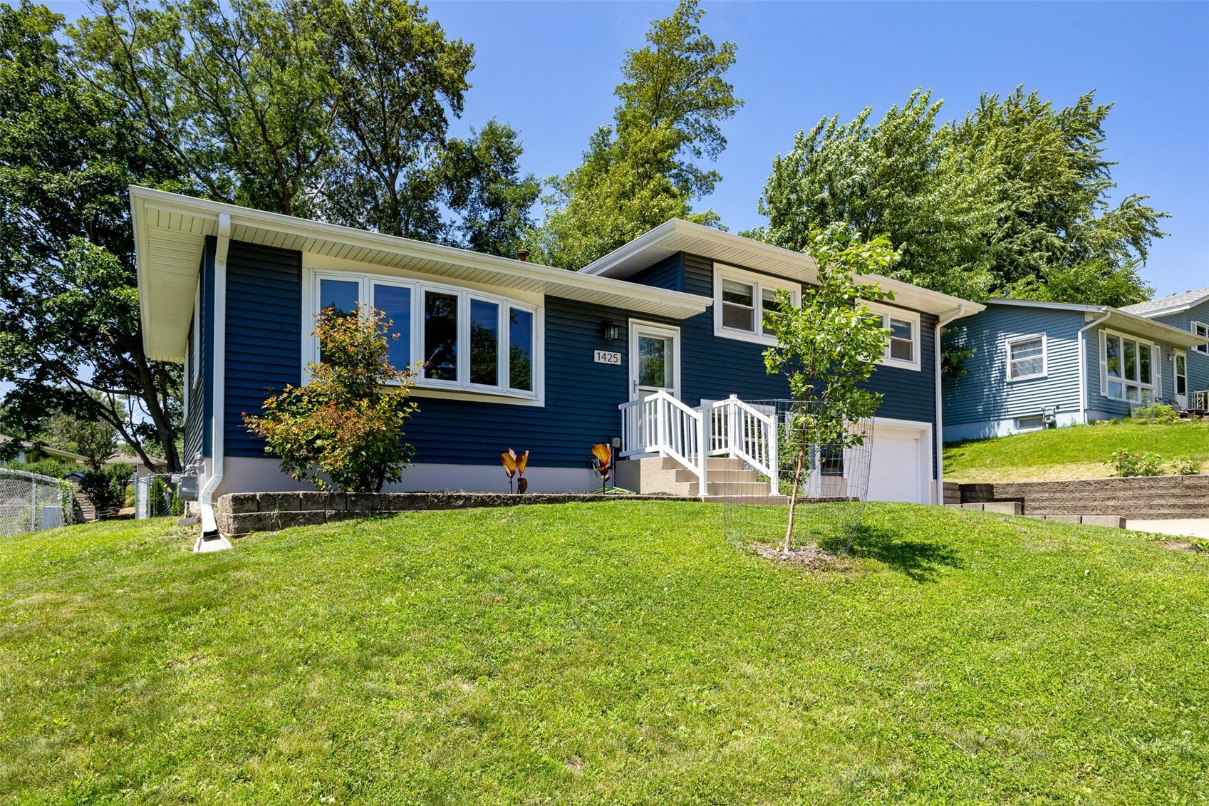 1425 Harold Drive SE Cedar Rapids IA 52403