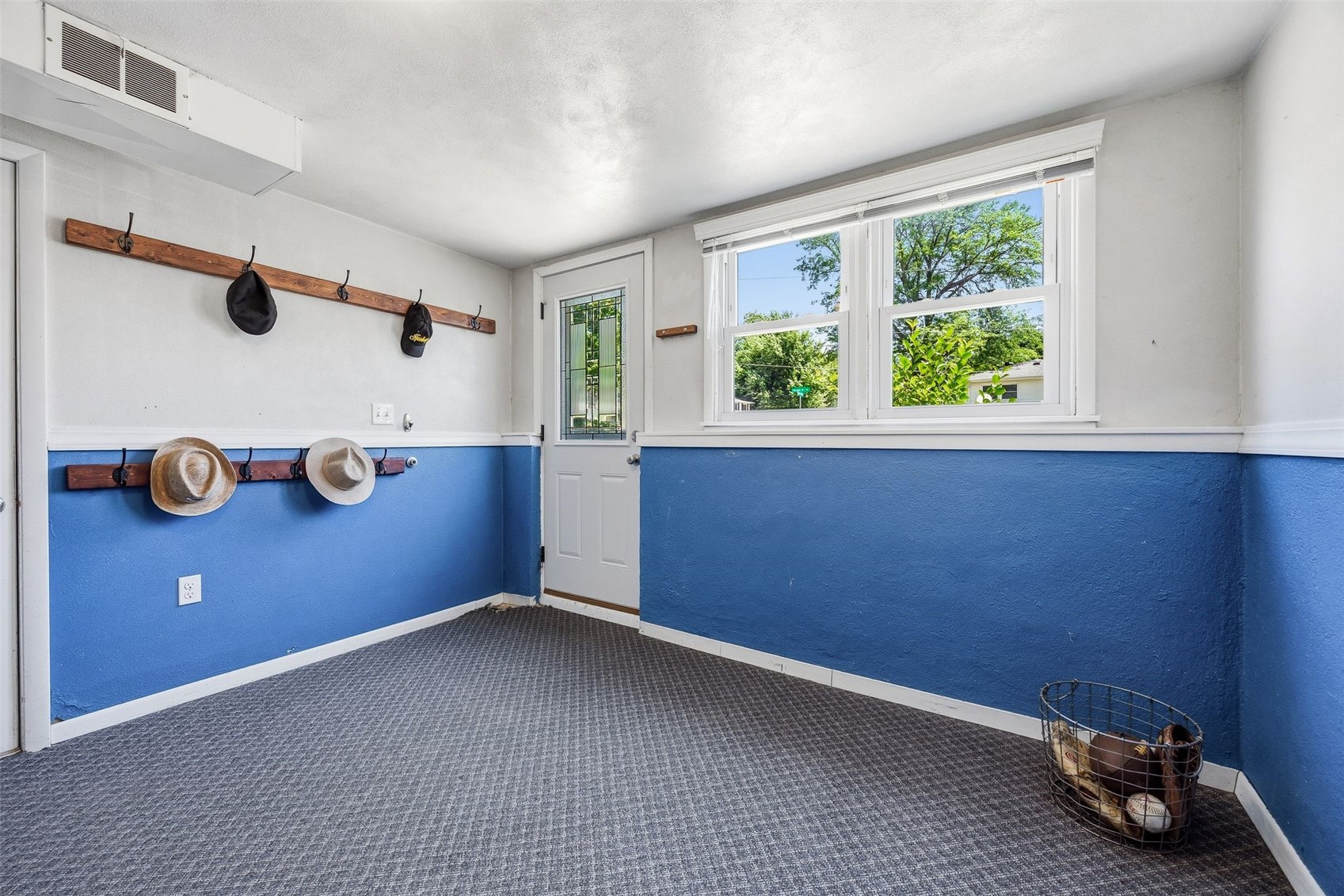 1425 Harold Drive SE Cedar Rapids IA 52403