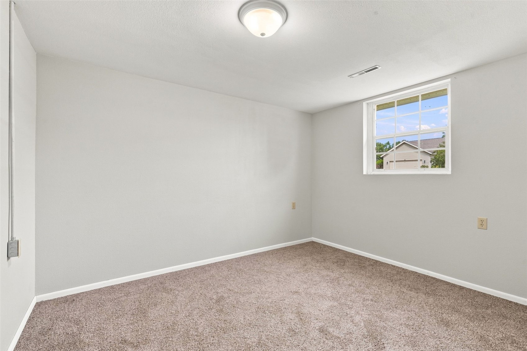 3025 29th Avenue SW Cedar Rapids IA 52404
