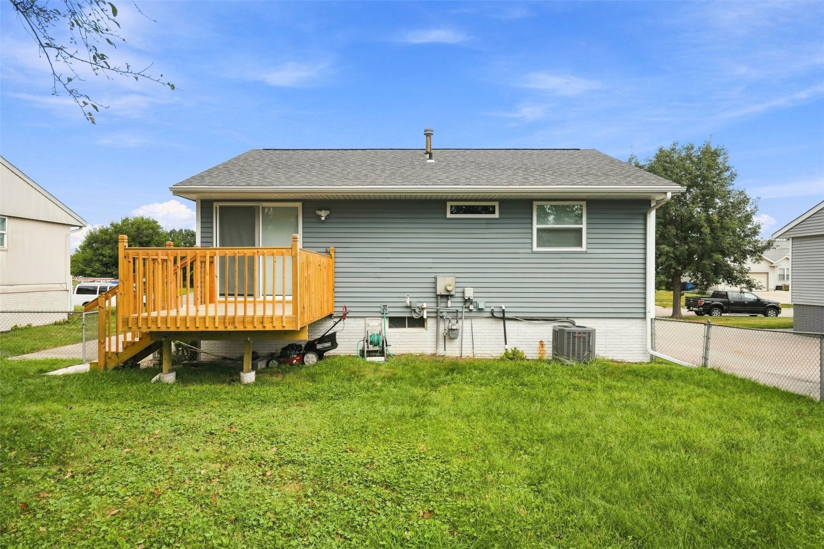 3025 29th Avenue SW Cedar Rapids IA 52404