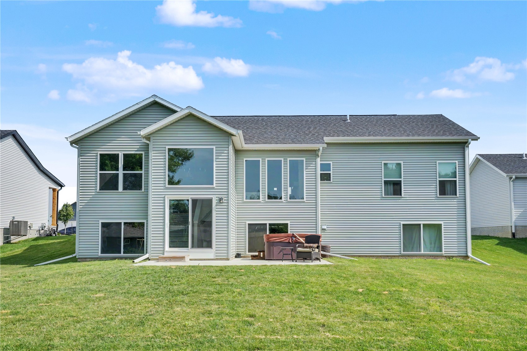 546 Spring Meadow Drive NE Mt Vernon IA 52314