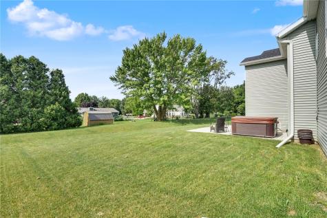546 Spring Meadow Drive NE Mt Vernon IA 52314