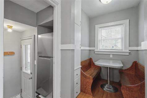 336 21st Street NE Cedar Rapids IA 52402