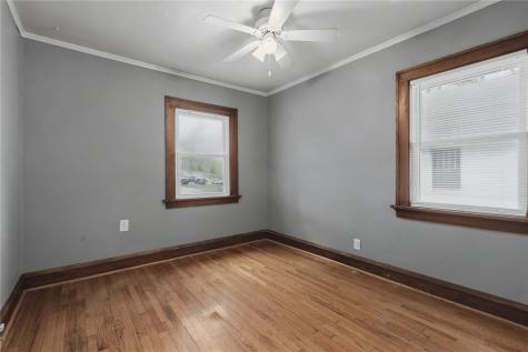 336 21st Street NE Cedar Rapids IA 52402