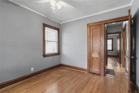 336 21st Street NE Cedar Rapids IA 52402