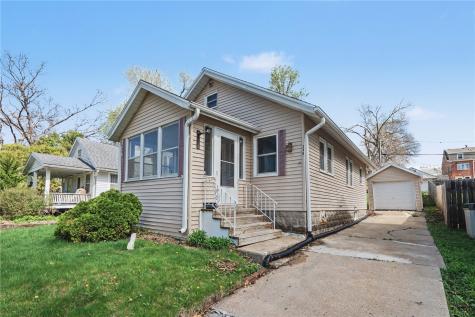 336 21st Street NE Cedar Rapids IA 52402