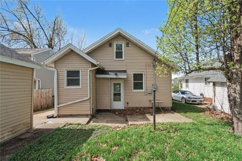 336 21st Street NE Cedar Rapids IA 52402