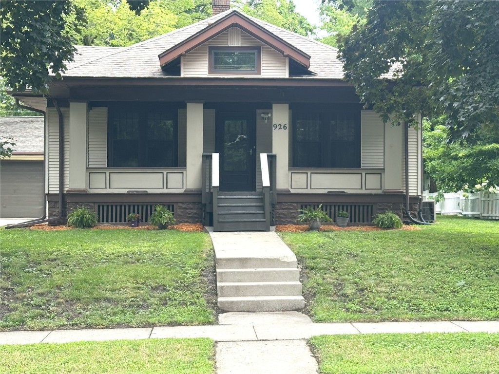 926 Bowery Street Iowa City IA 52240