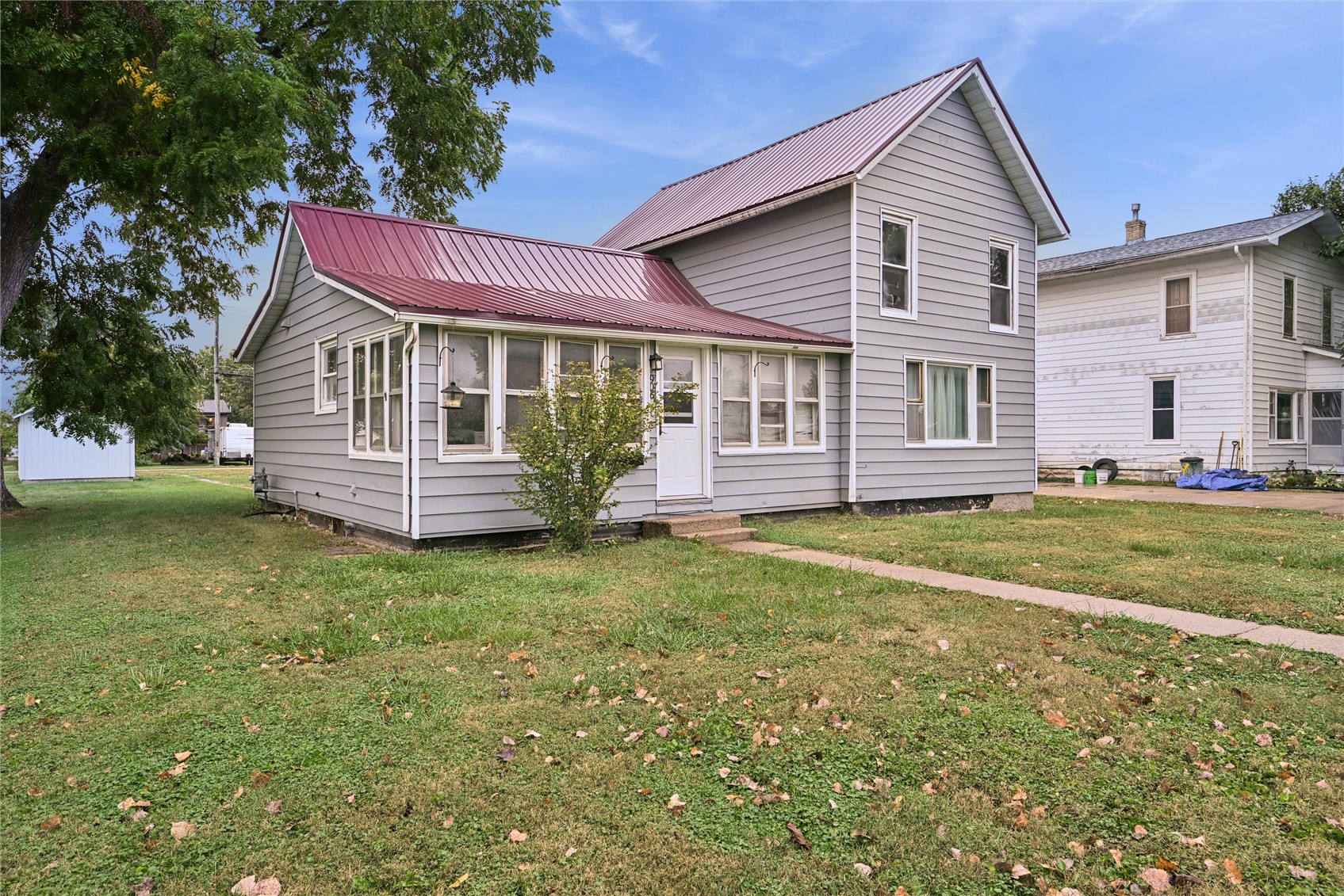 906 6th Avenue Belle Plaine IA 52208