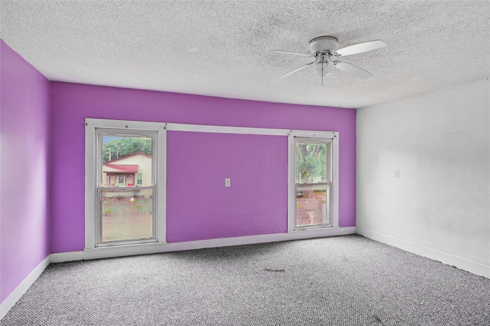 906 6th Avenue Belle Plaine IA 52208