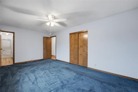 6820 Boulder Drive NW Cedar Rapids IA 52405