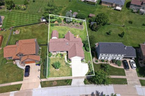 6820 Boulder Drive NW Cedar Rapids IA 52405