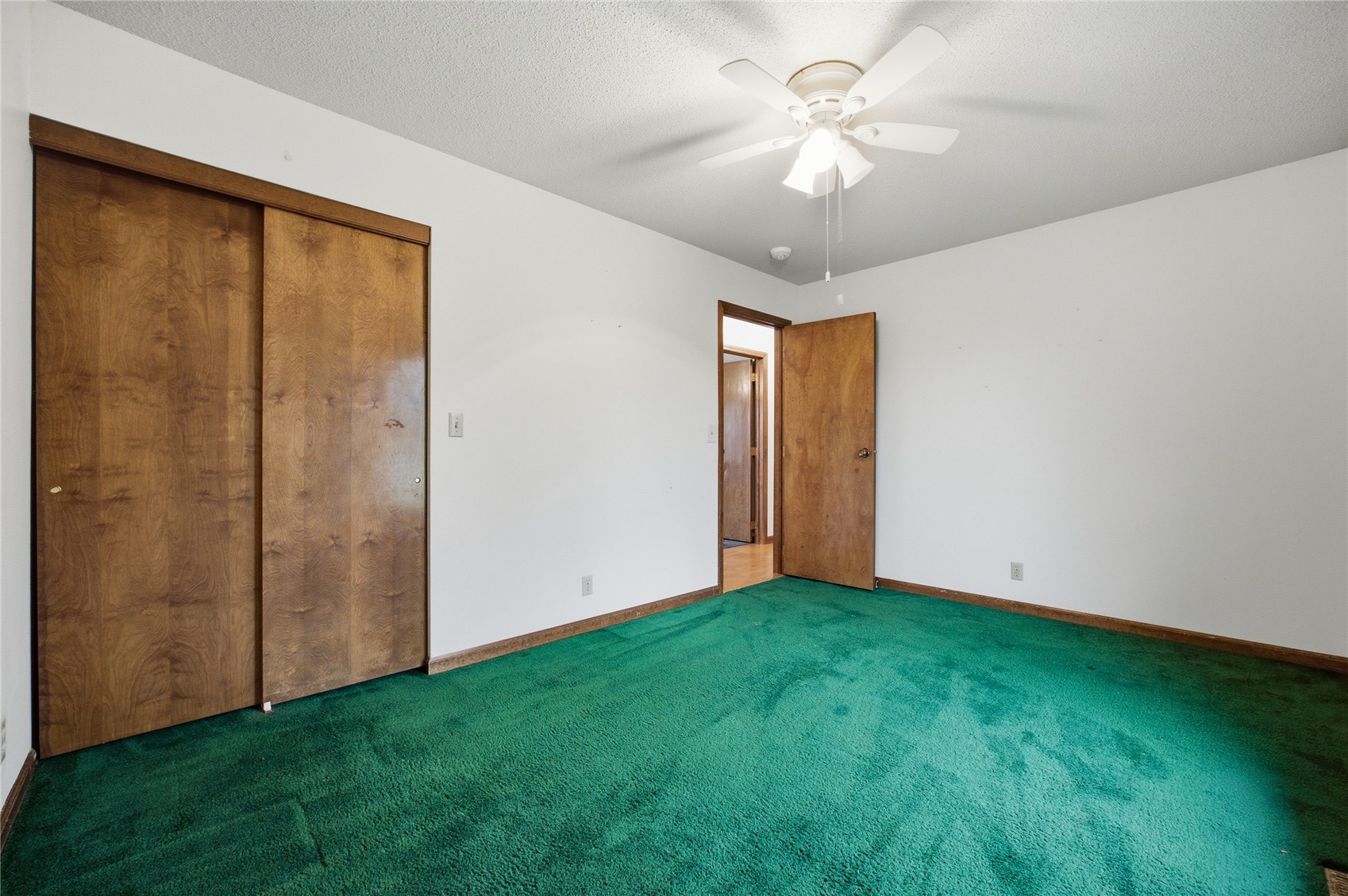 6820 Boulder Drive NW Cedar Rapids IA 52405