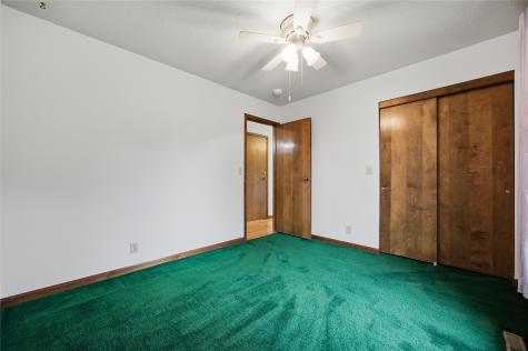 6820 Boulder Drive NW Cedar Rapids IA 52405