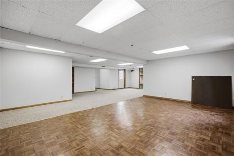 6820 Boulder Drive NW Cedar Rapids IA 52405