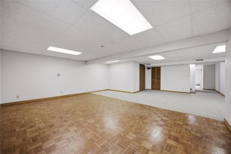 6820 Boulder Drive NW Cedar Rapids IA 52405