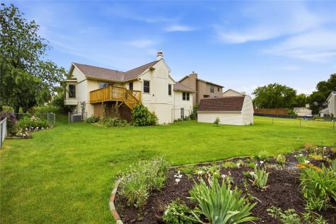 6820 Boulder Drive NW Cedar Rapids IA 52405