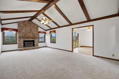 6820 Boulder Drive NW Cedar Rapids IA 52405