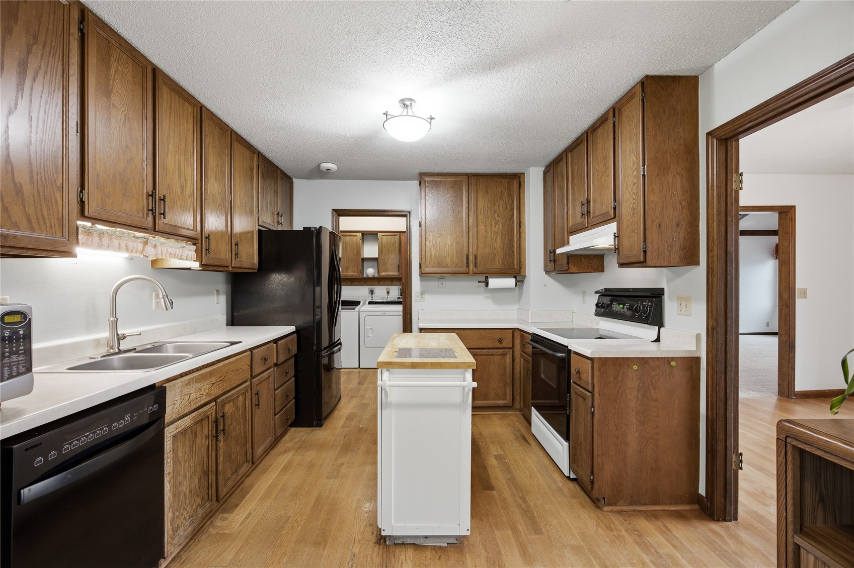 6820 Boulder Drive NW Cedar Rapids IA 52405
